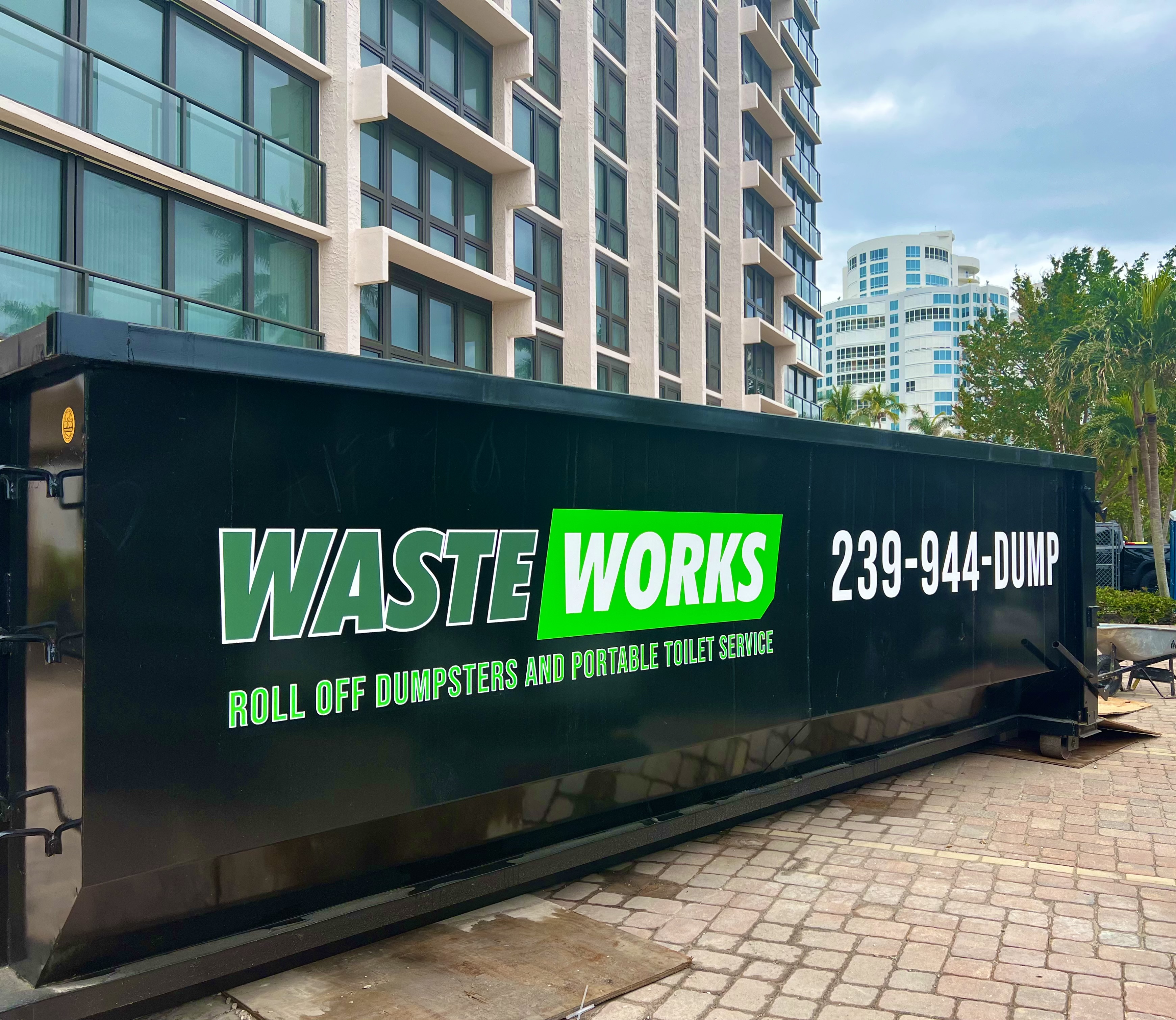 Roll-off dumpster rental in Southwest Florida